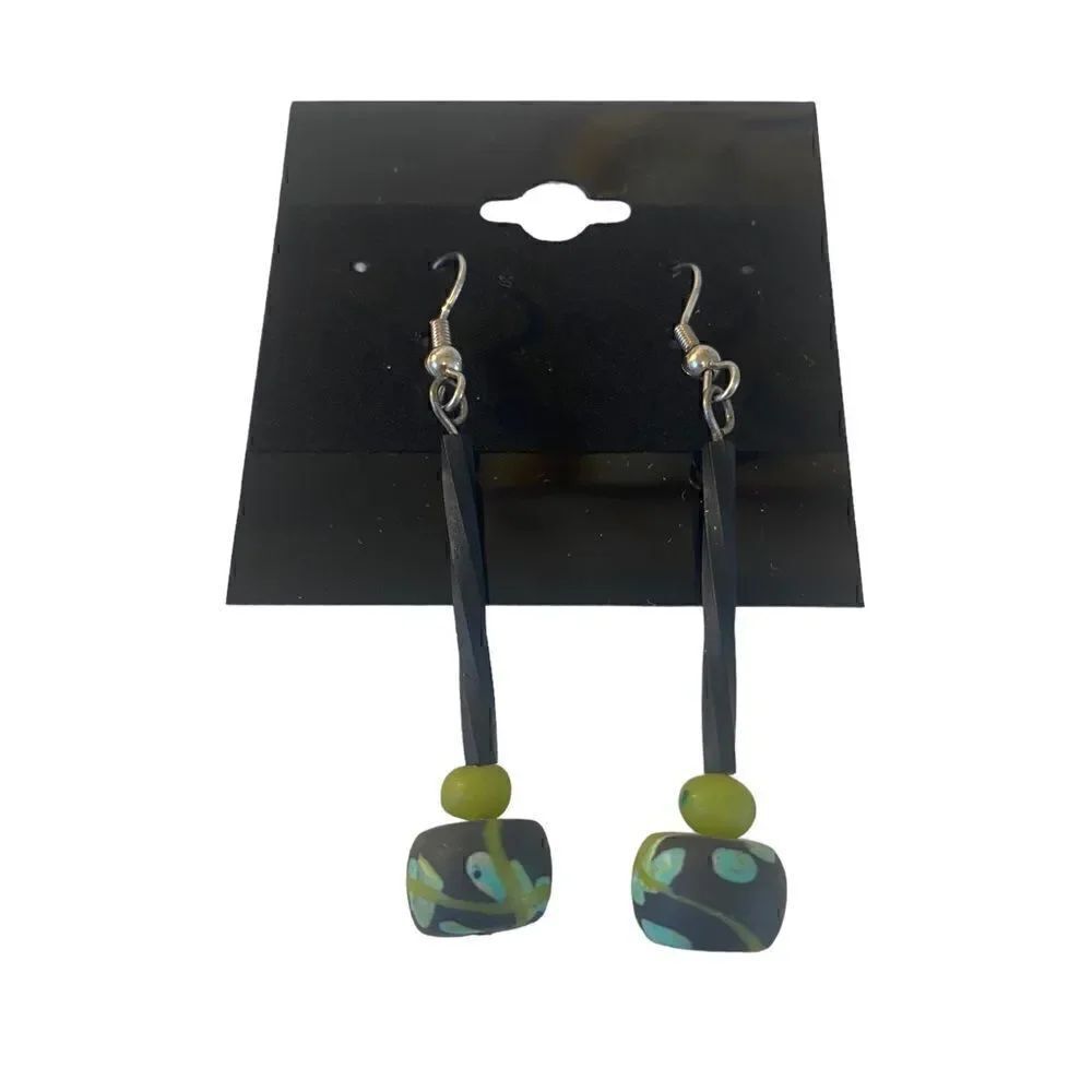 Polymer Clay Straight drop earrings in black & green.
